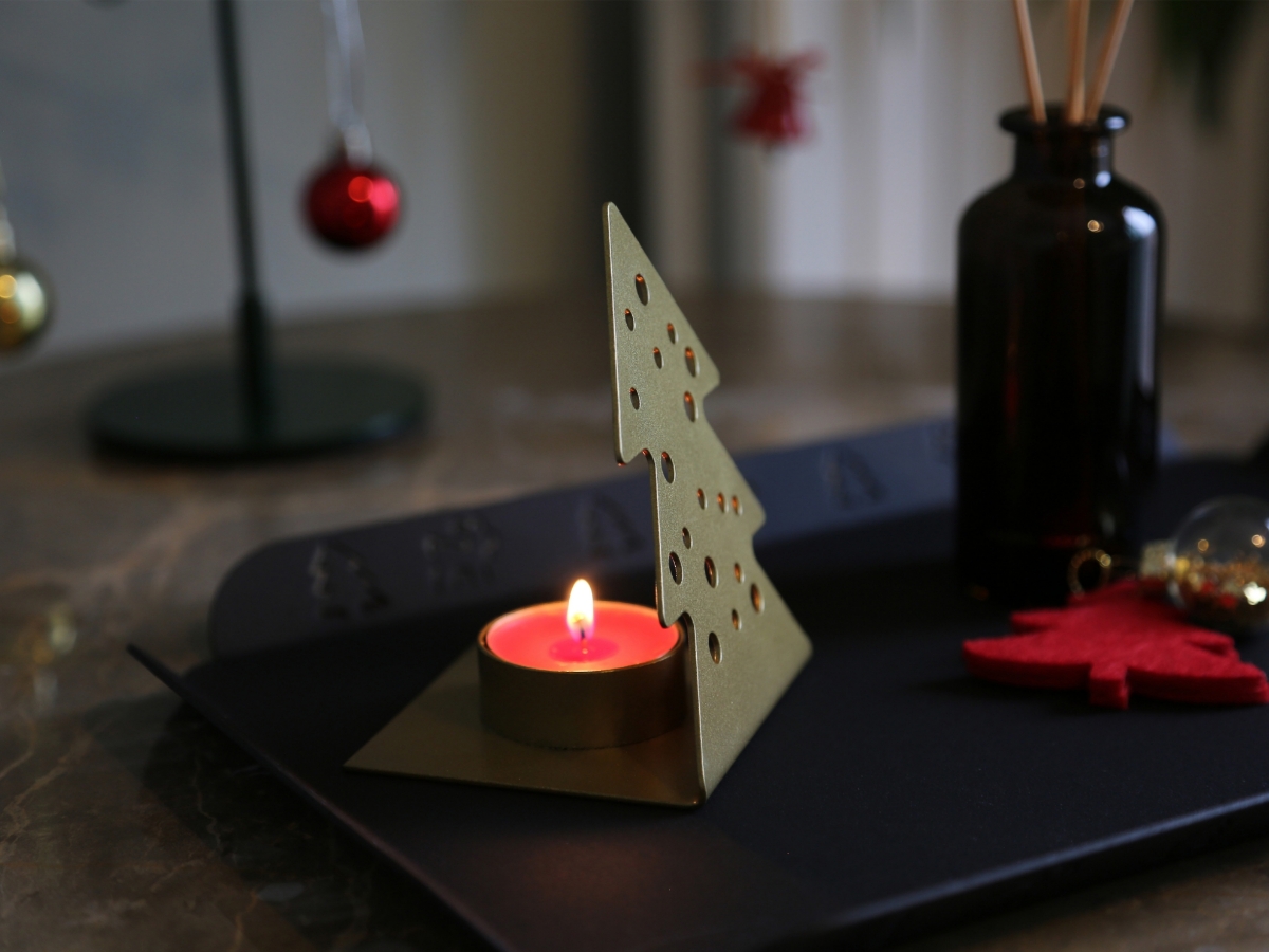 Gold Color Metal Christmas Tealight Candle Holder