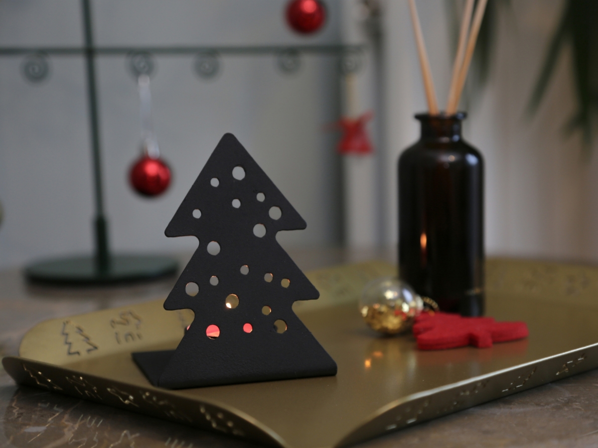 Black Color Metal Christmas Tealight Candle Holder